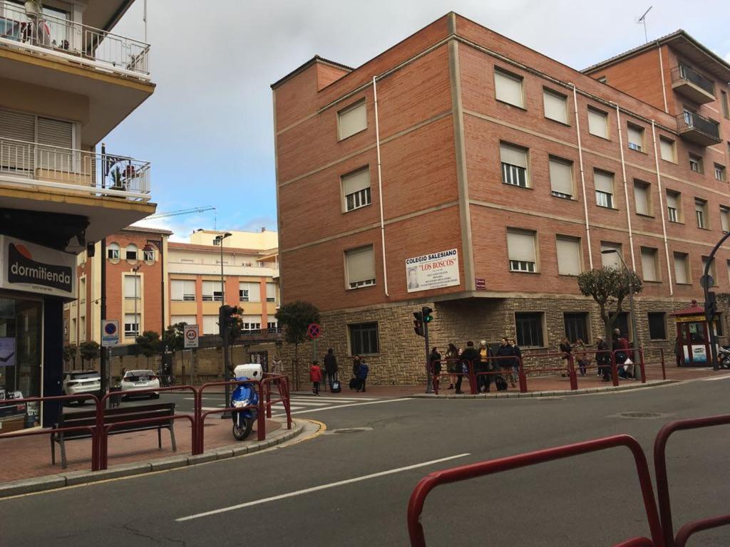Apartment Muy Centrico Y Diseno Moderno 7' Laurel Vivienda De Uso Turistico Logroño Exteriör bild